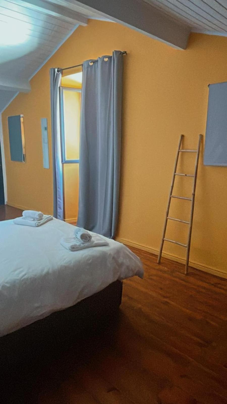 Fenais Da Luz House Bed & Breakfast Luaran gambar